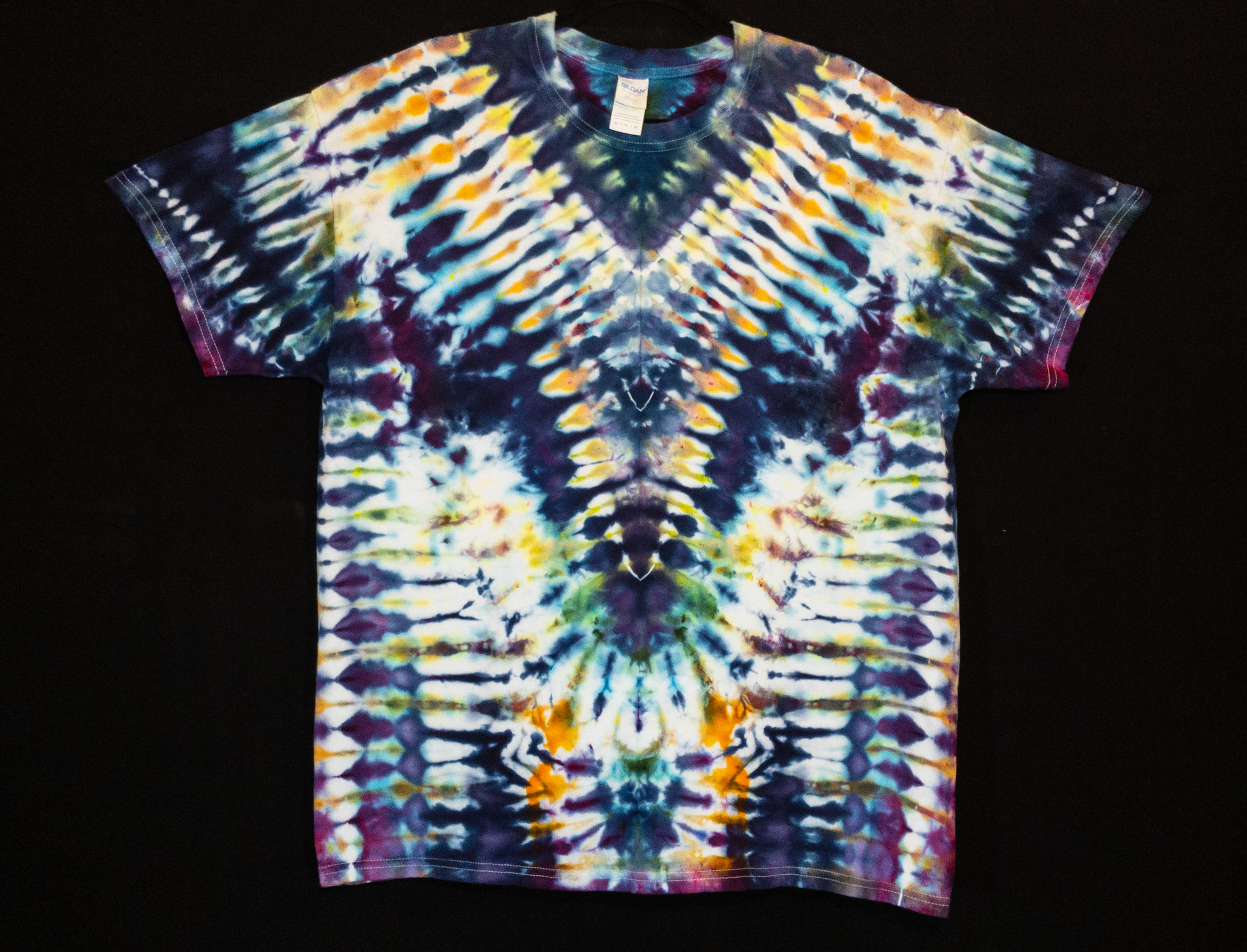 "Coral Vortex"︱Extra Large Adult T-Shirt