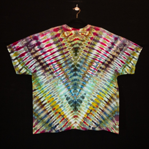 "Jux'ta Conjunction"︱Double Extra Large Adult T-Shirt